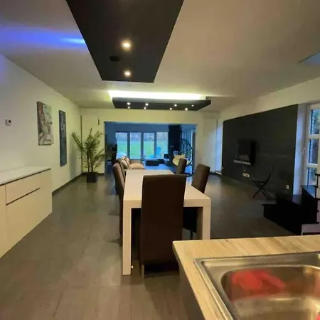 Villa Luxury 15 Pers Natura 2000 Jacuzzi - Wellness Prive - La Louviere