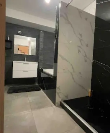 Villa Luxury 15 Pers Natura 2000 Jacuzzi - Wellness Prive - *