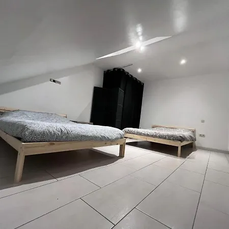 Luxury 15 Pers Natura 2000 Jacuzzi - Wellness Prive - La Louviere